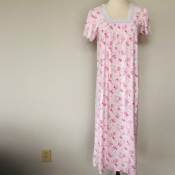Pink Nightgown Pullover SECRET TREASURES Medium Square Lacy Neck Short Sleeves - Picture 1 of 9